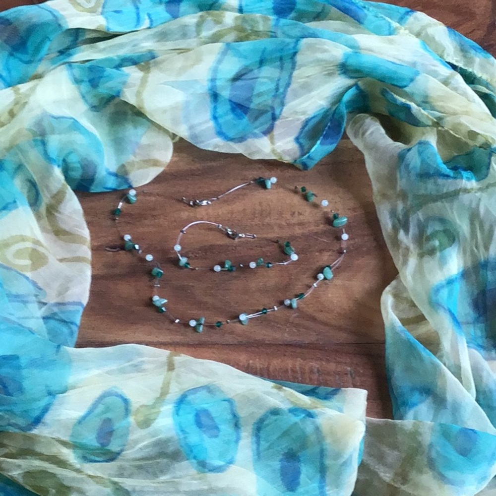 Necklace and bracelet